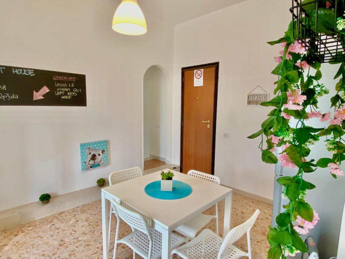 Guest House Service - Modugno Extérieur photo