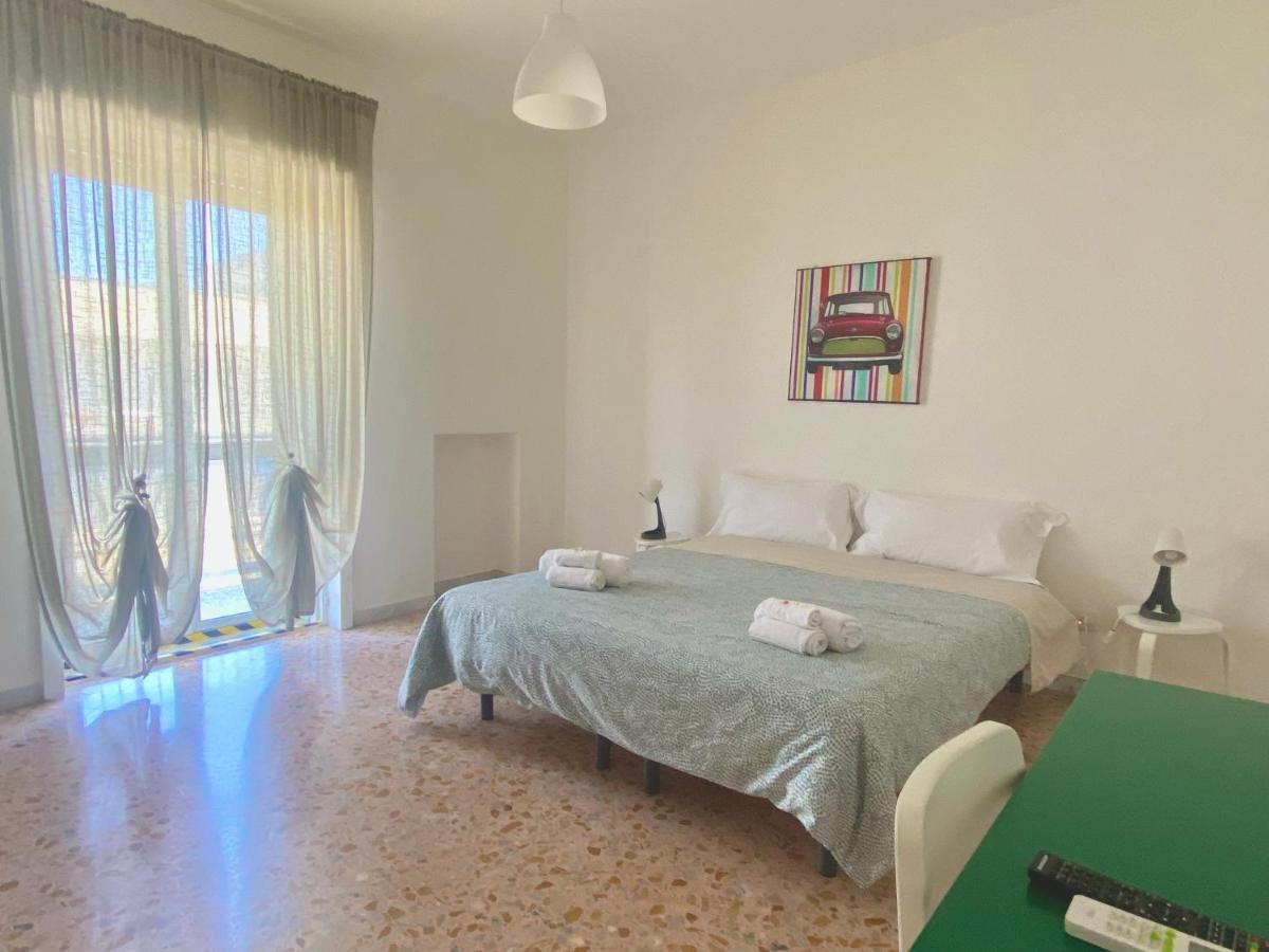 Guest House Service - Modugno Extérieur photo