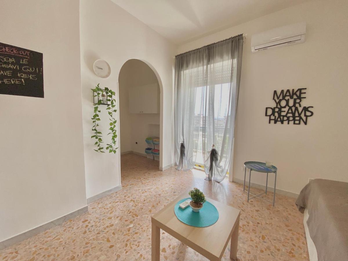 Guest House Service - Modugno Extérieur photo