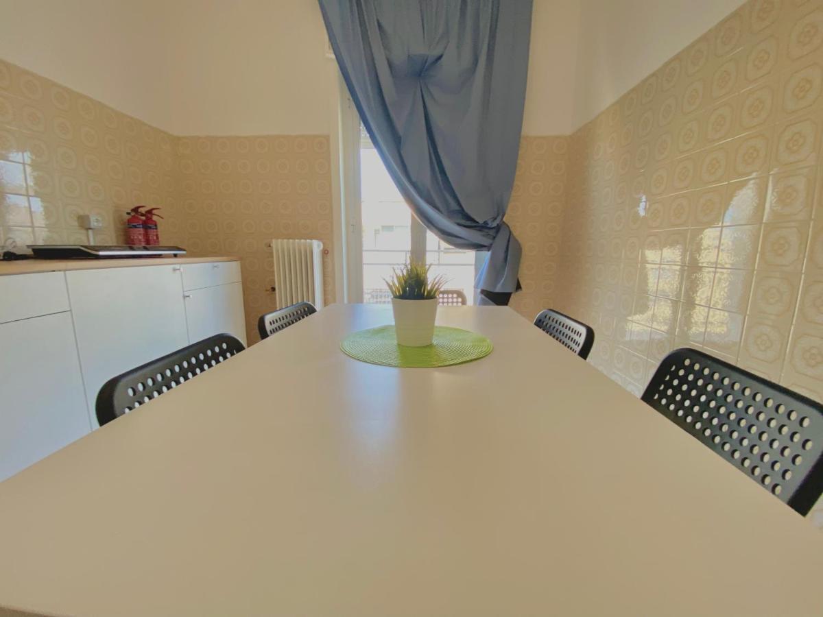 Guest House Service - Modugno Extérieur photo