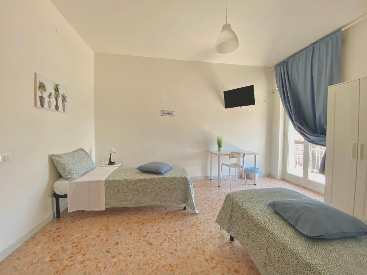 Guest House Service - Modugno Extérieur photo