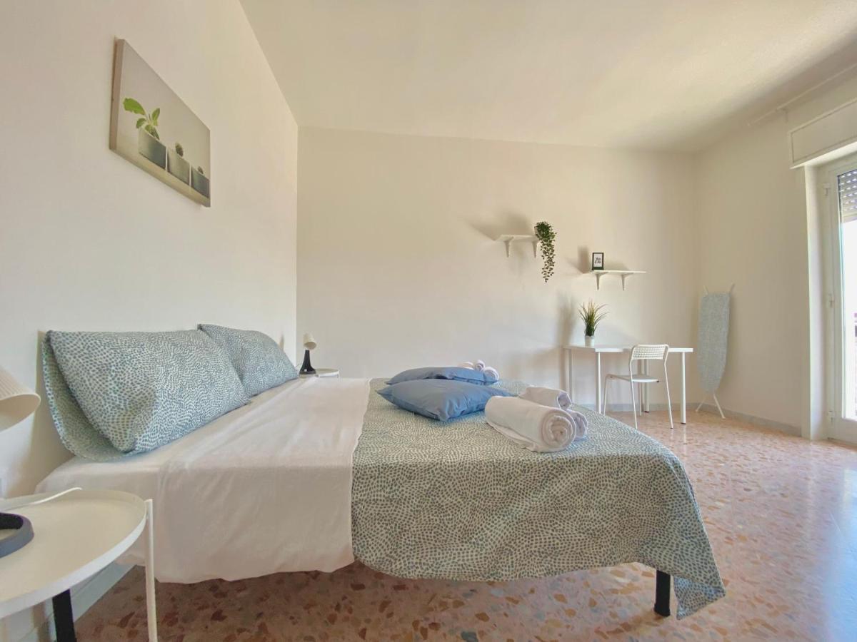 Guest House Service - Modugno Extérieur photo
